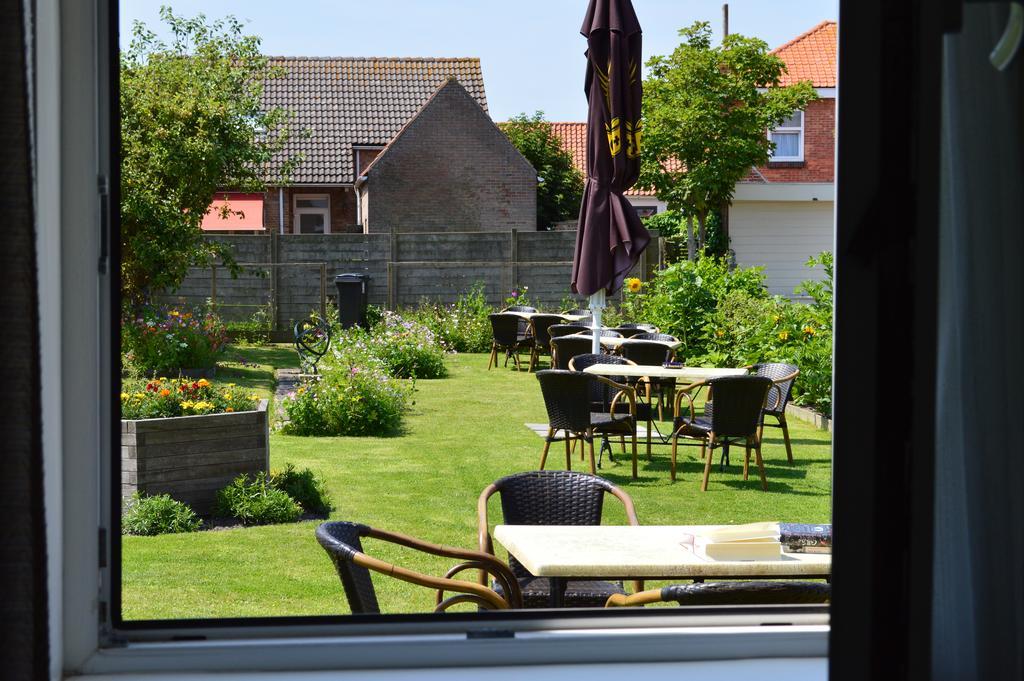 Hotel Valkenhof Zoutelande Exterior photo